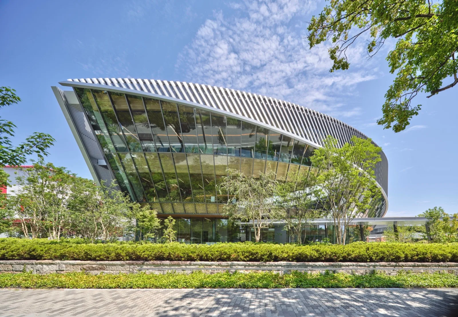 NGK Collaboration Square DIVERS