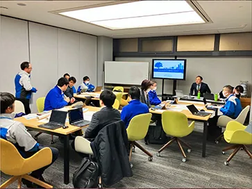 This photo shows a workshop concerning a circular economy.