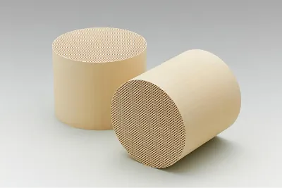 This is a photograph of GPFs. It removes particulate matter from gasoline engine exhaust.